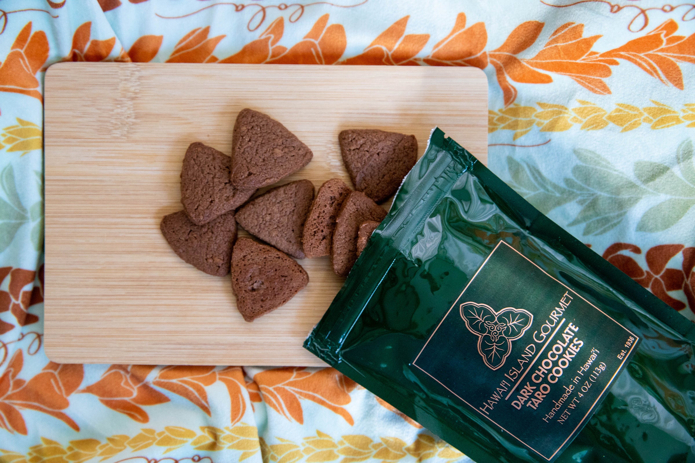 Dark Chocolate Taro Cookie | Hawaii Island Gourmet: Atebara Chips